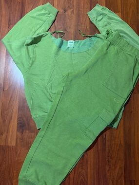 PINK Victoria's Secret Lime Green Sweatshirt & Jogger Set
